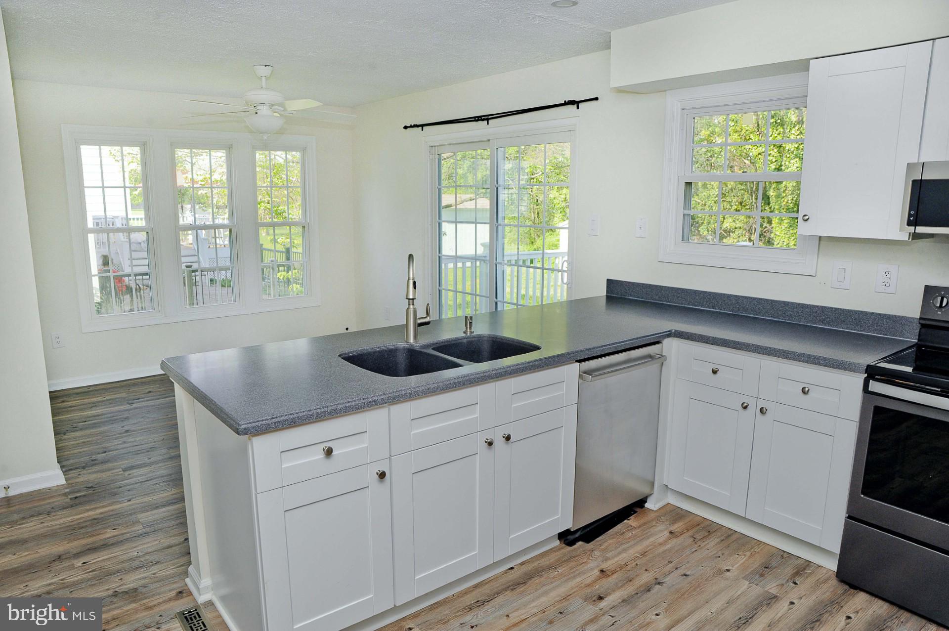 SUNNYFIELD ESTATES - Residential