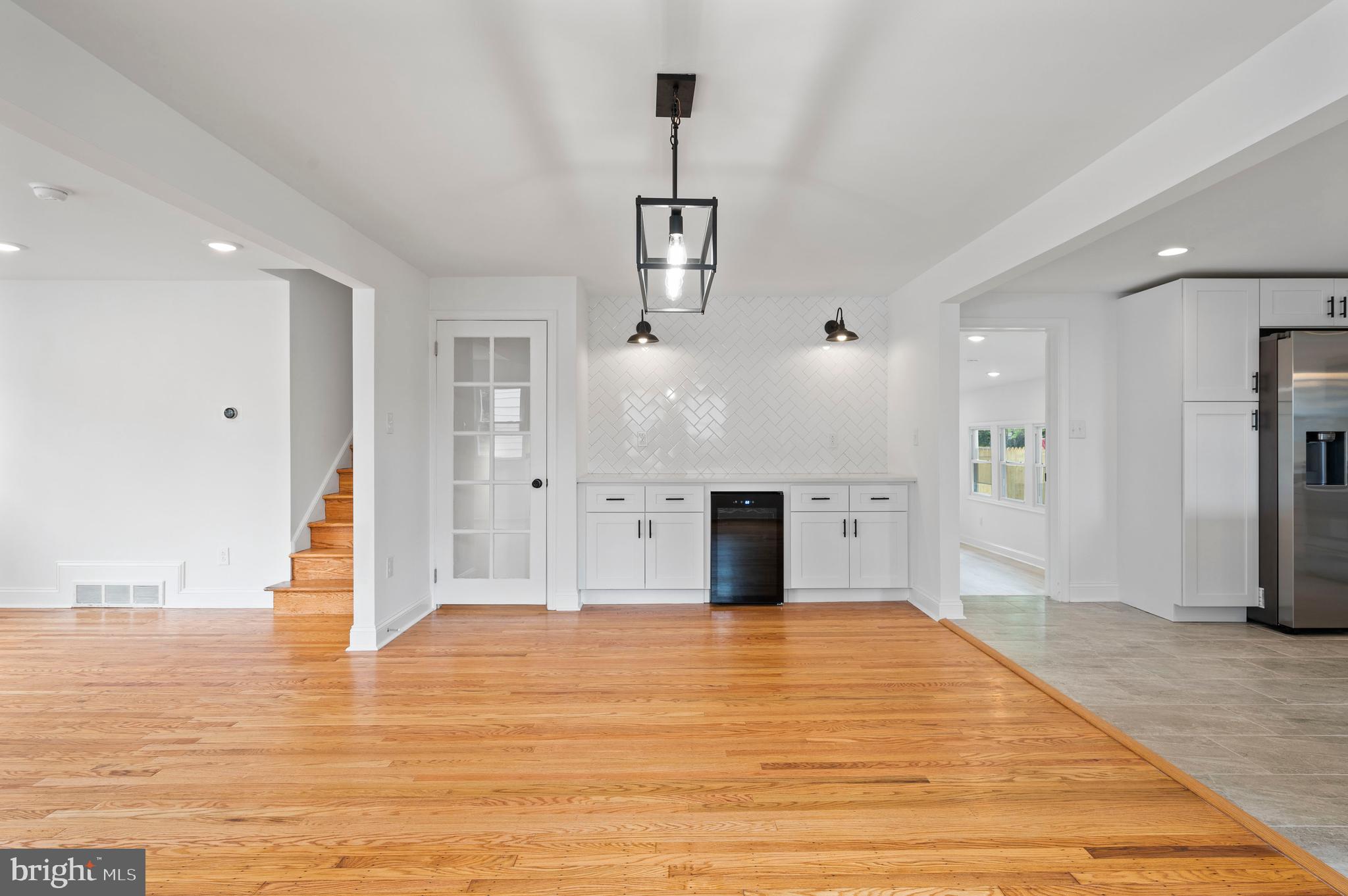 TWIN OAKS - Residential