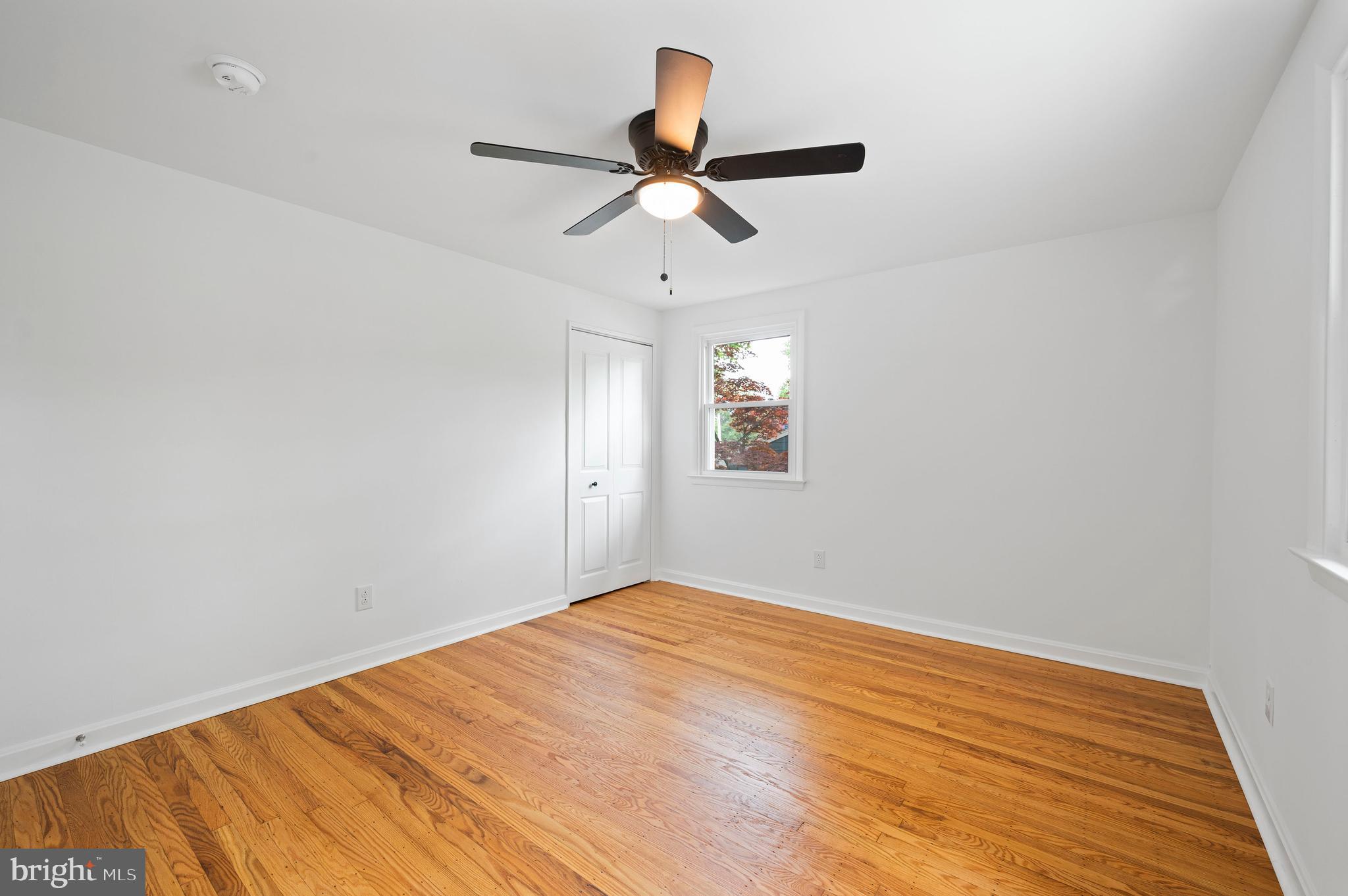 TWIN OAKS - Residential