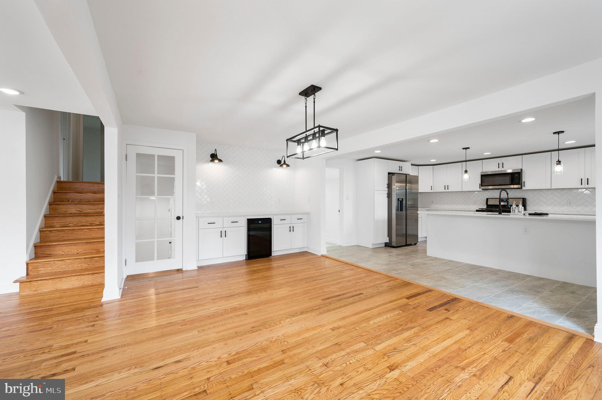 TWIN OAKS - Residential
