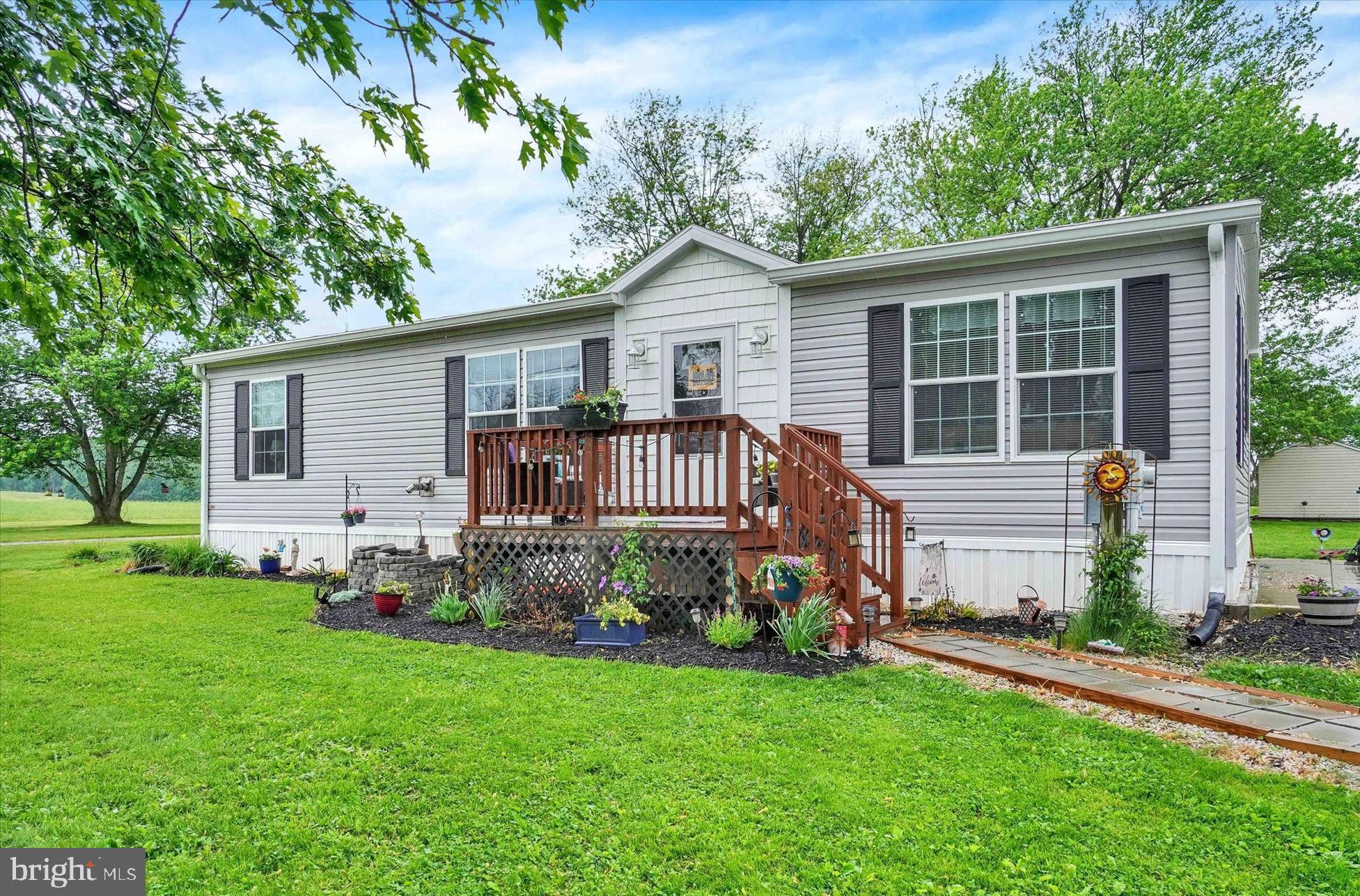 ABBOTTSTOWN - Residential