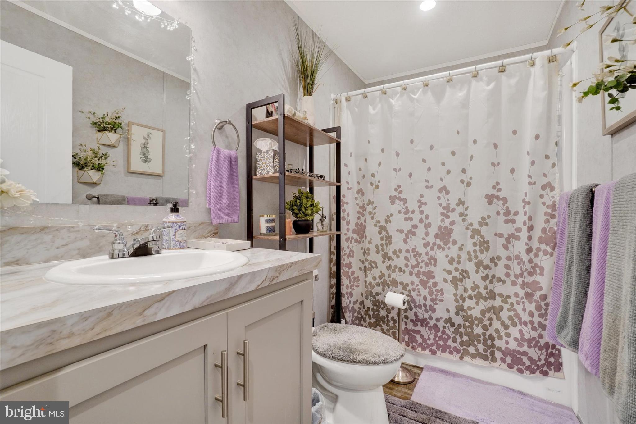 ABBOTTSTOWN - Residential
