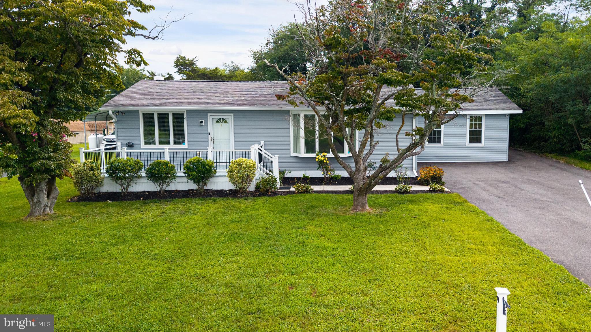 9 NOBLE AVENUE