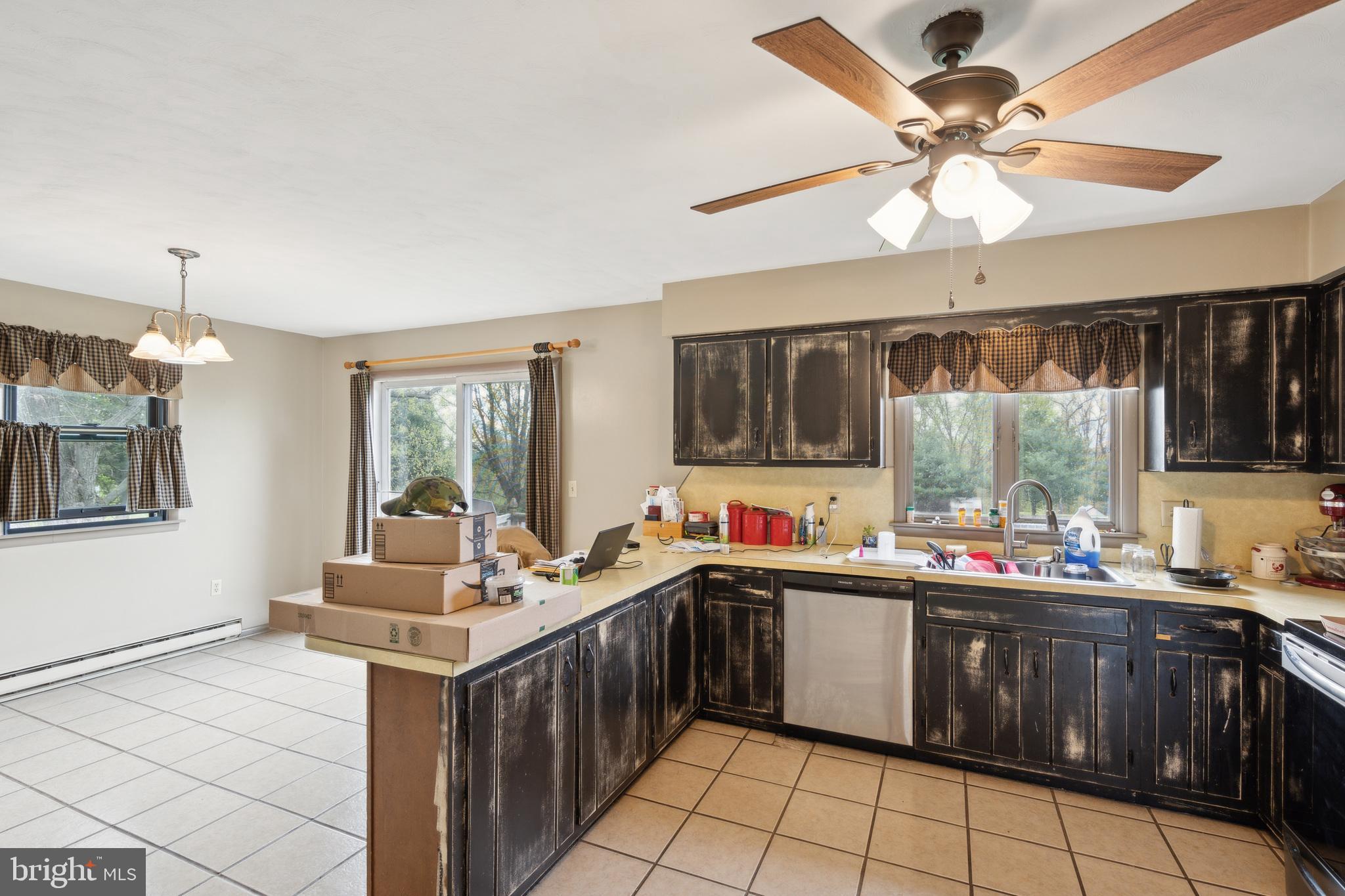 PIGEON HILLS - Residential