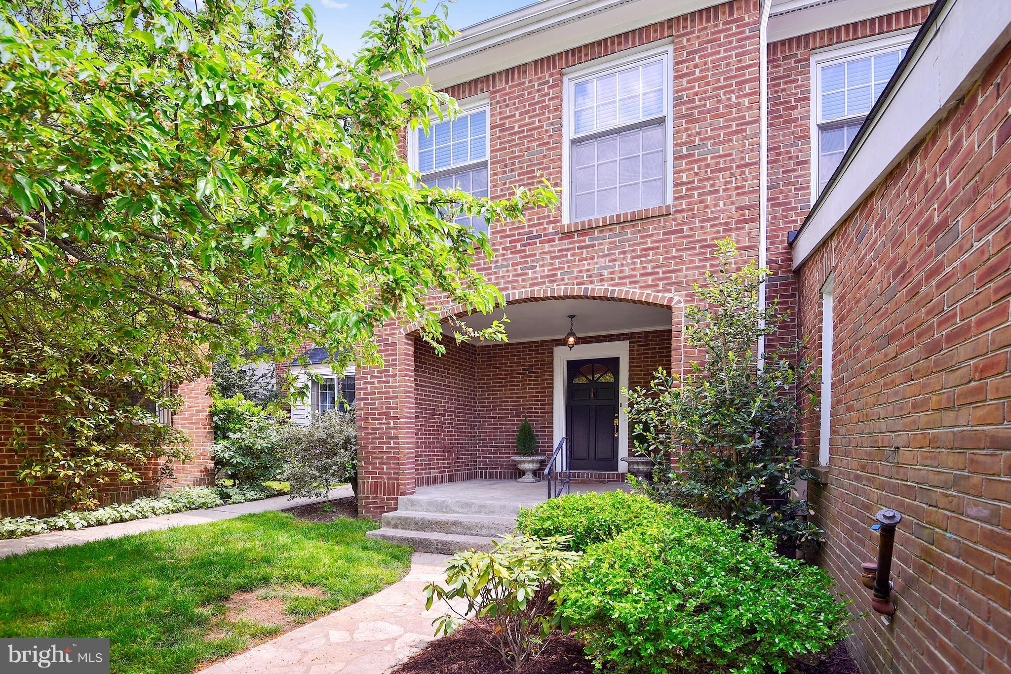 CHARLESBROOKE - Residential