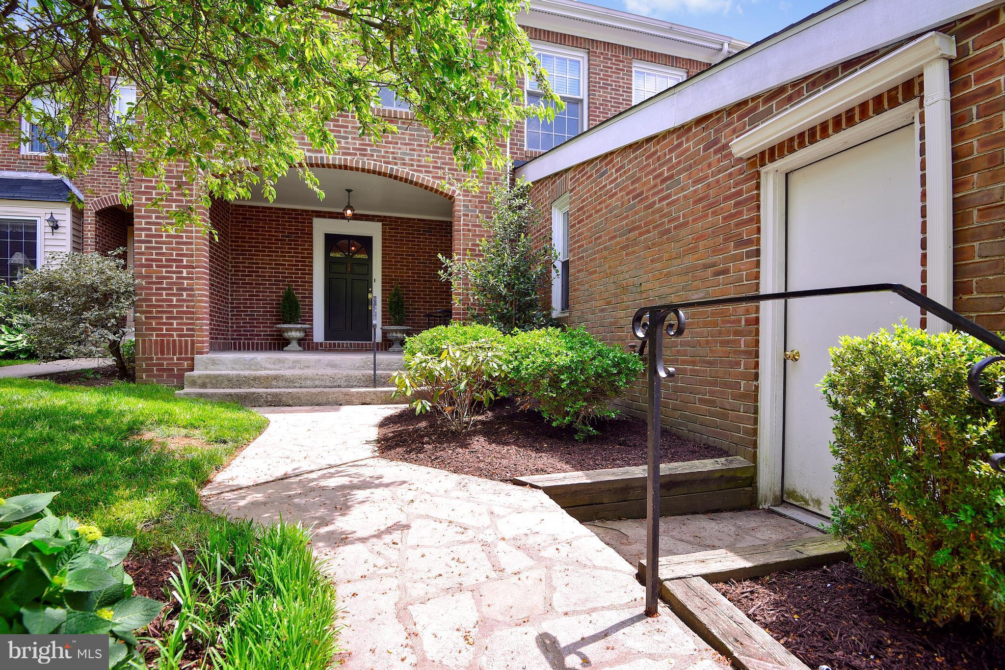 CHARLESBROOKE - Residential