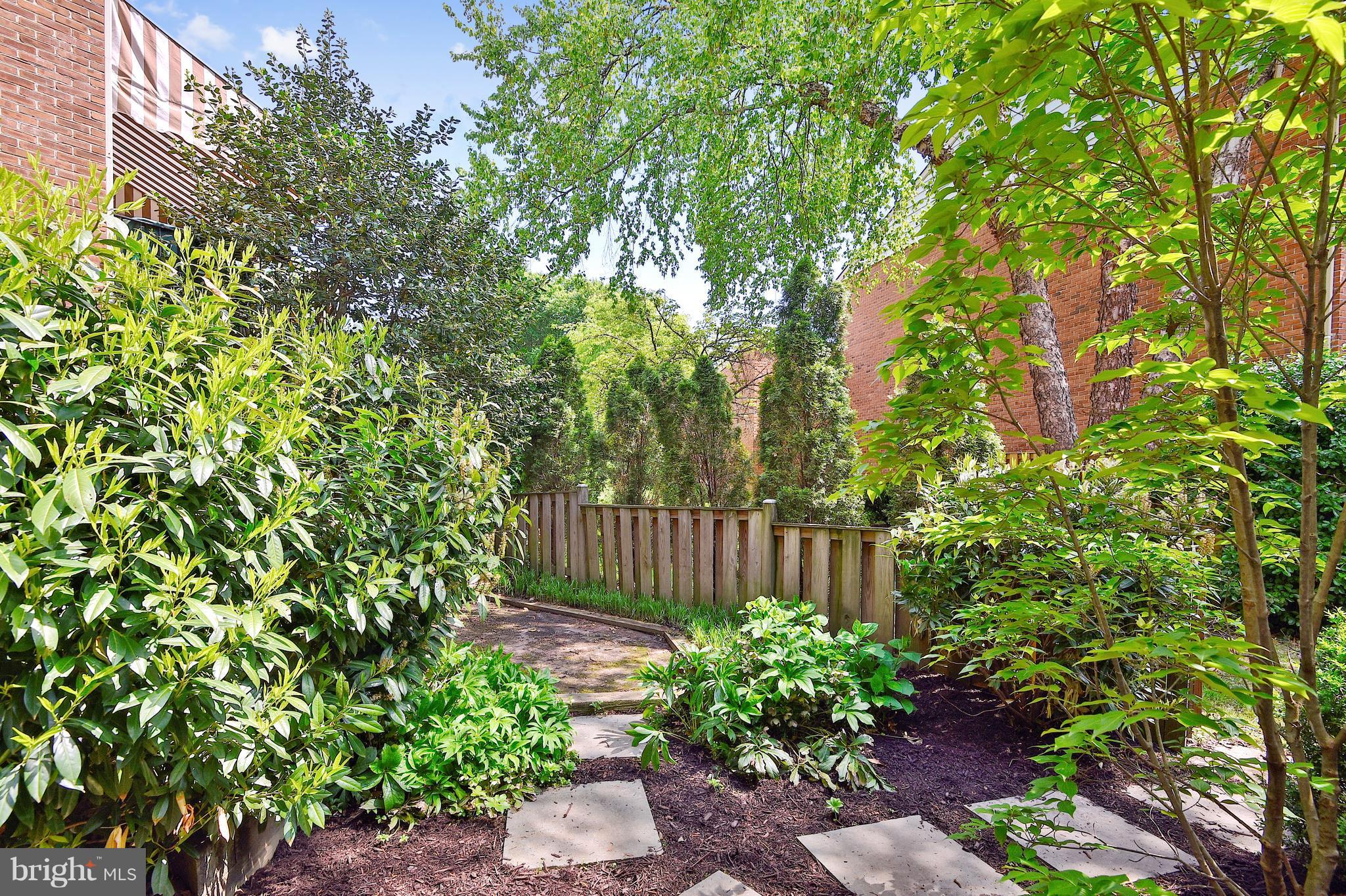 CHARLESBROOKE - Residential