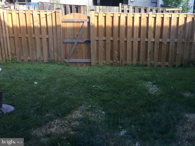 REFLECTION LAKE - Residential