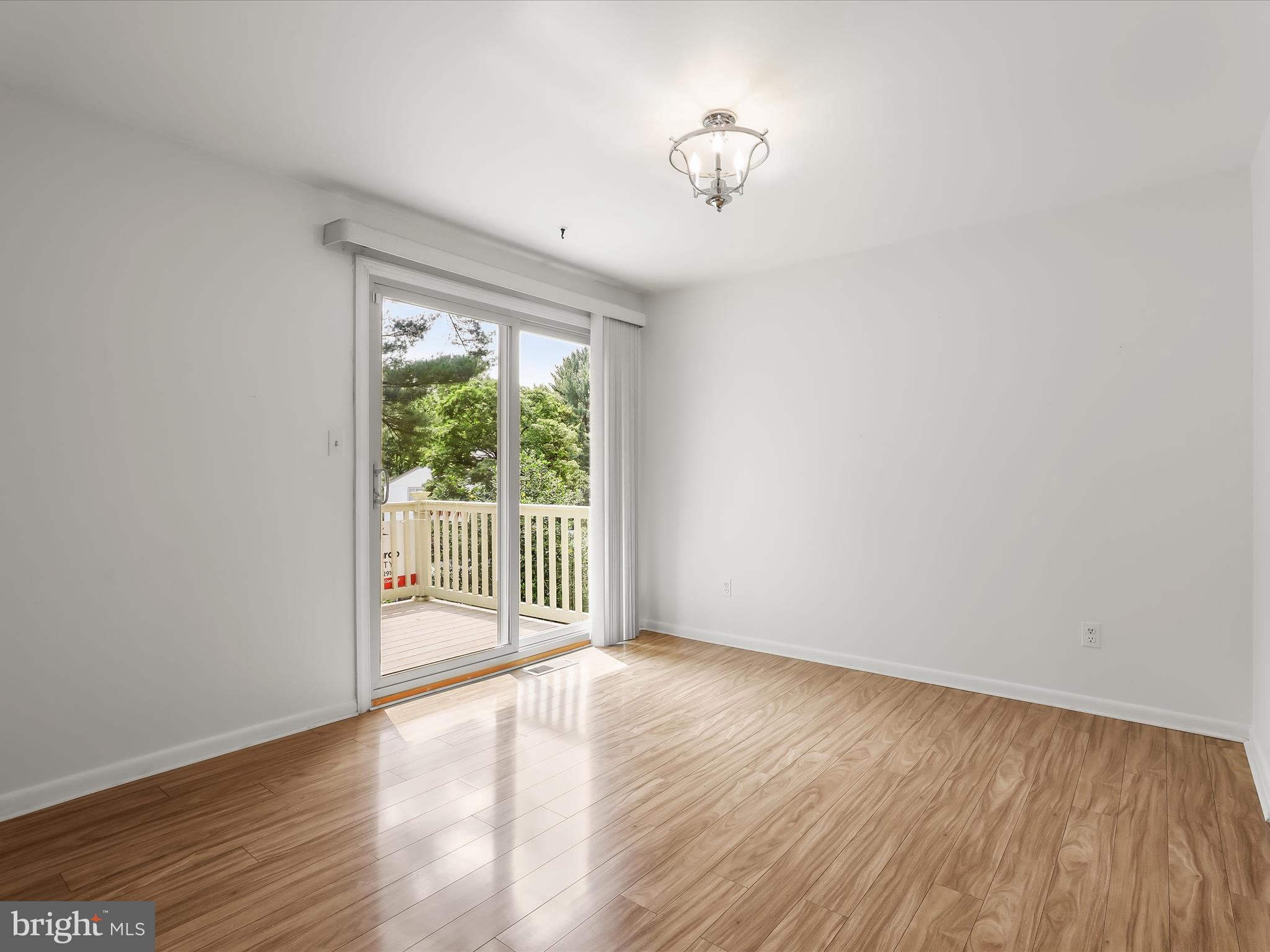 DONCASTER VILLAGE - Residential