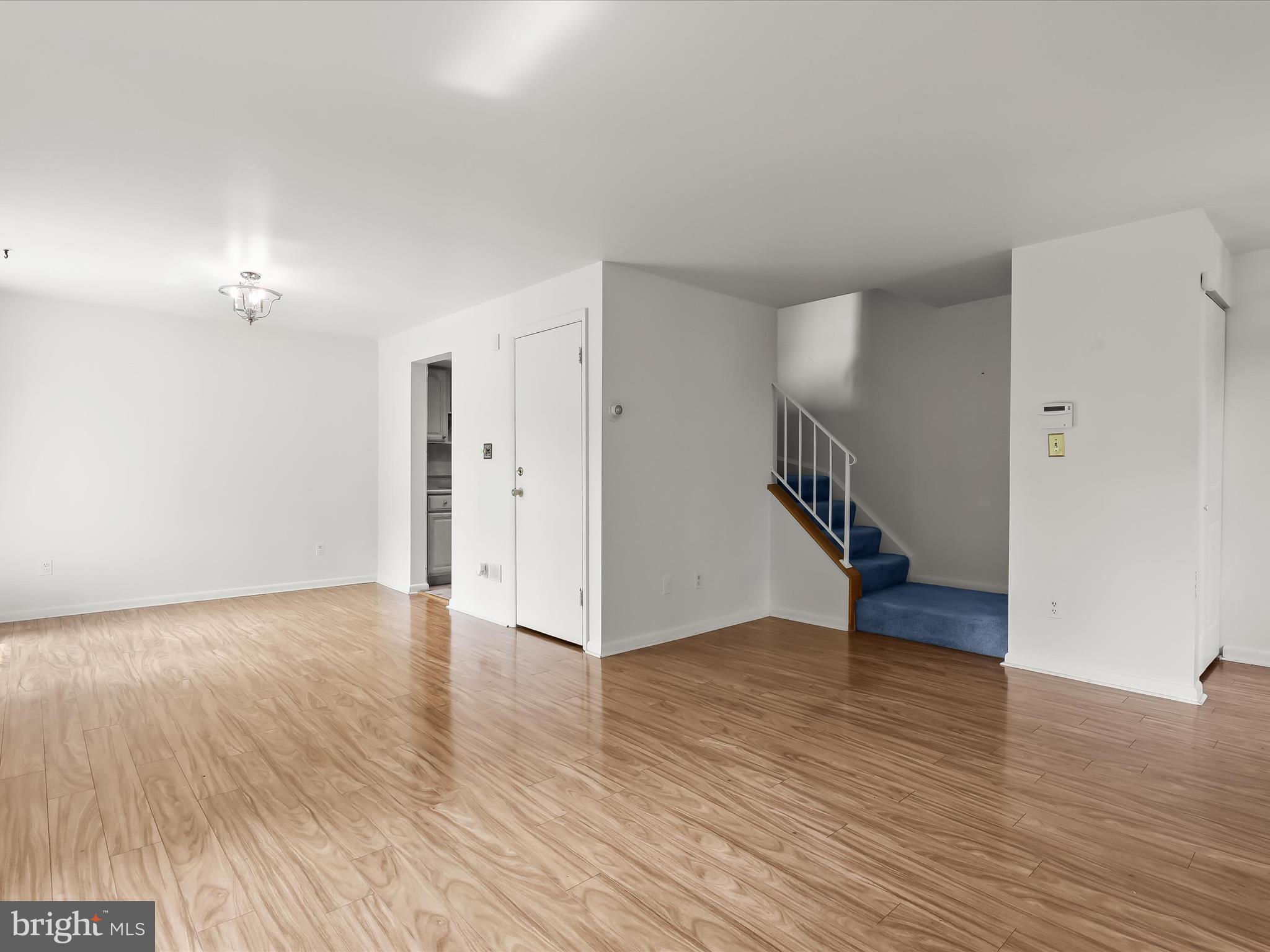 48 EASTFORD COURT 48