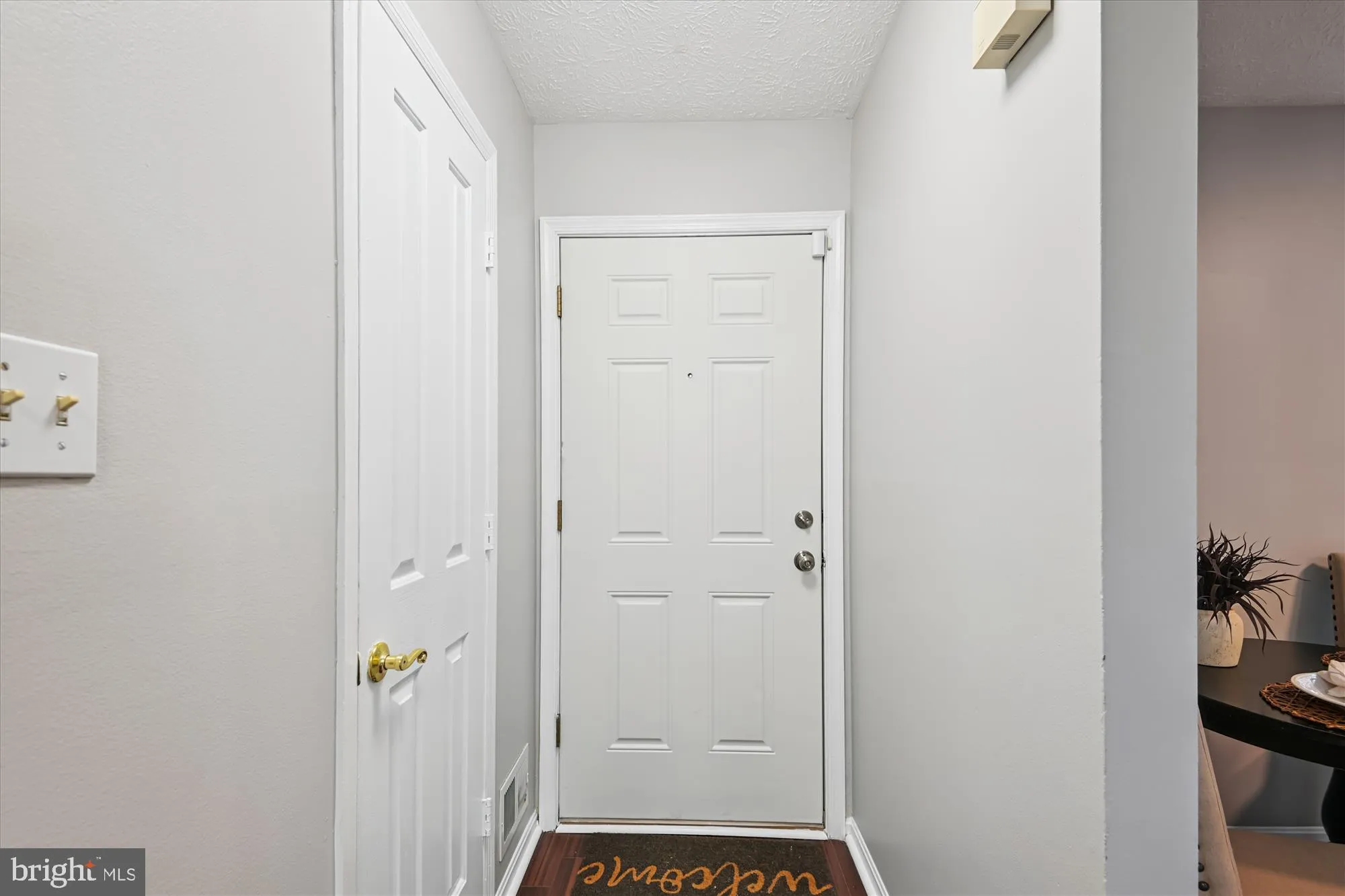 Odenton, Maryland 21113, United States, 3 Bedrooms Bedrooms, ,4 BathroomsBathrooms,Residential,Contingent,199987