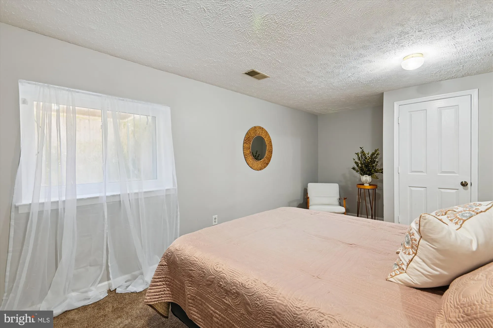 Odenton, Maryland 21113, United States, 3 Bedrooms Bedrooms, ,4 BathroomsBathrooms,Residential,Contingent,199987