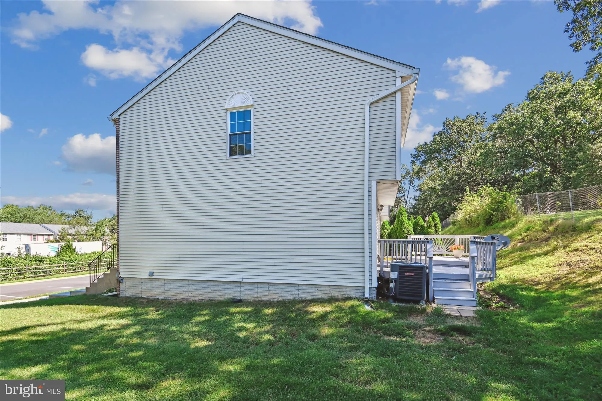 Odenton, Maryland 21113, United States, 3 Bedrooms Bedrooms, ,4 BathroomsBathrooms,Residential,Contingent,199987