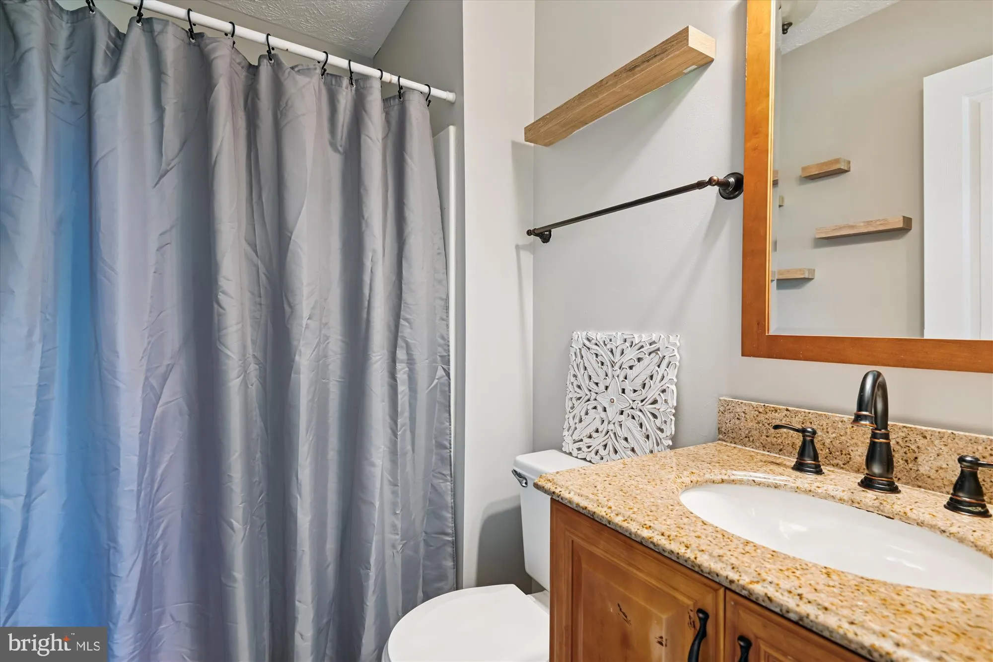 Odenton, Maryland 21113, United States, 3 Bedrooms Bedrooms, ,4 BathroomsBathrooms,Residential,Contingent,199987