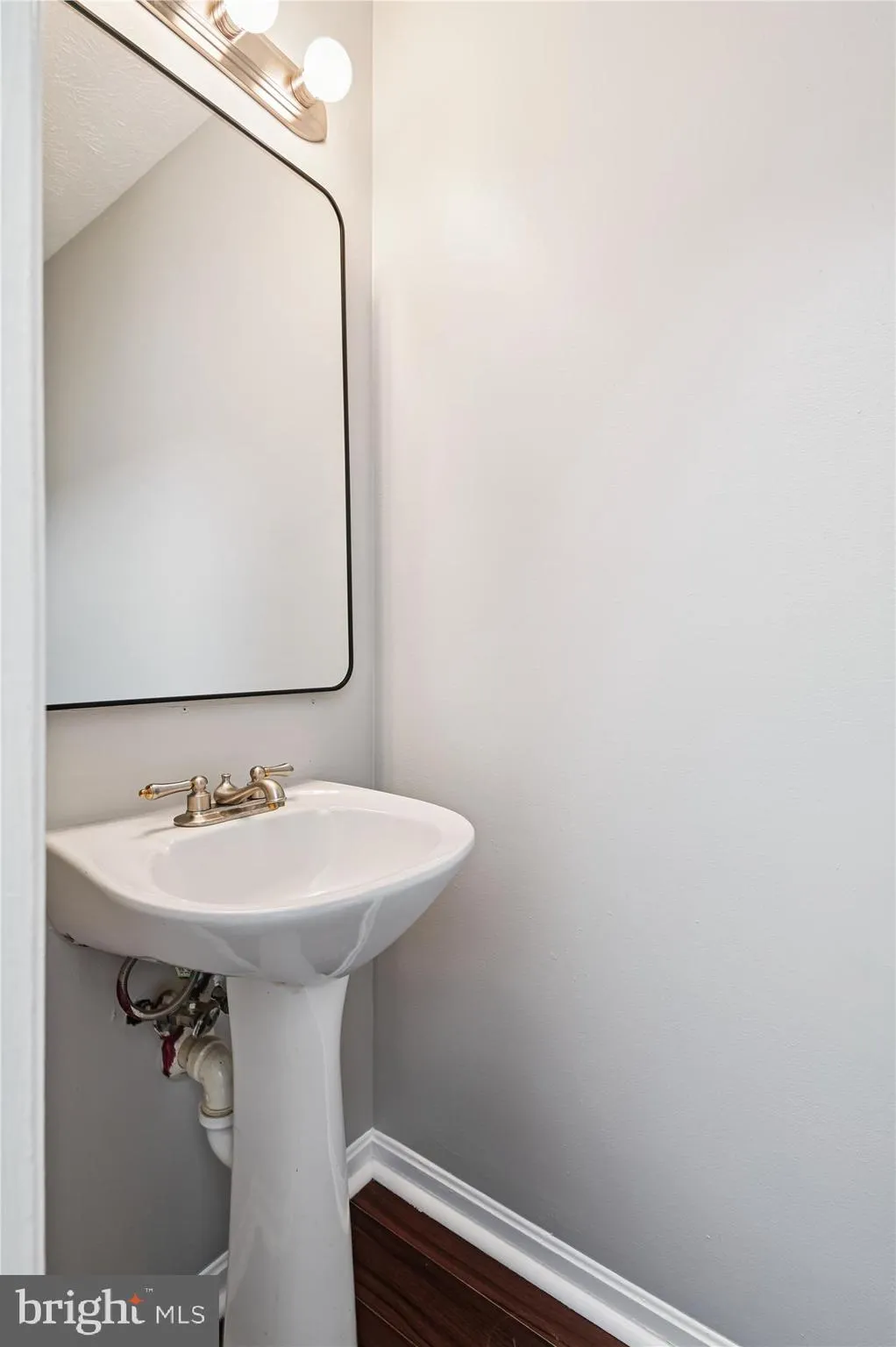 Odenton, Maryland 21113, United States, 3 Bedrooms Bedrooms, ,4 BathroomsBathrooms,Residential,Contingent,199987