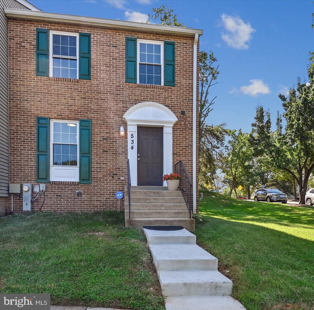 534 IMPERIAL SQUARE