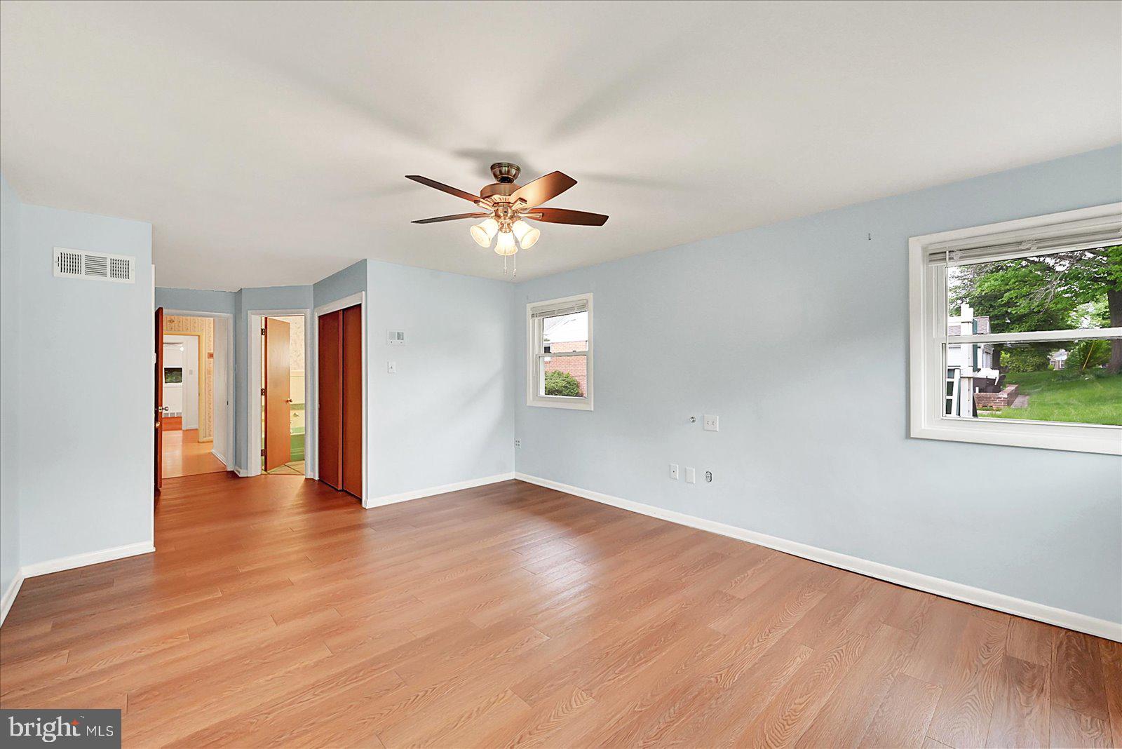 STRATHCONA HILLS - Residential