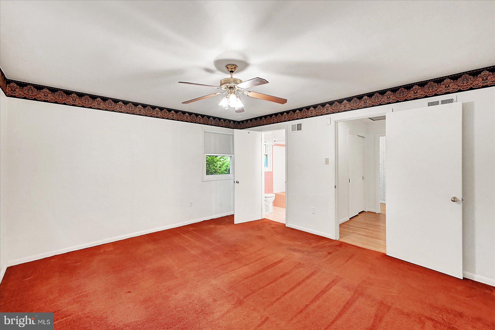 STRATHCONA HILLS - Residential