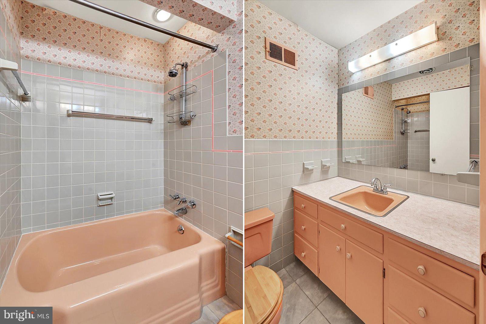 STRATHCONA HILLS - Residential