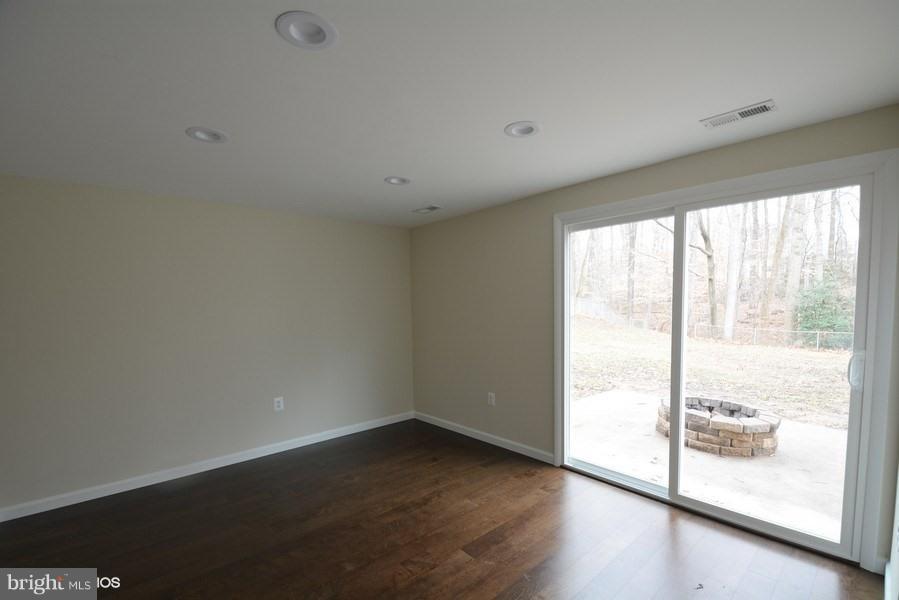 DALE CITY - Residential