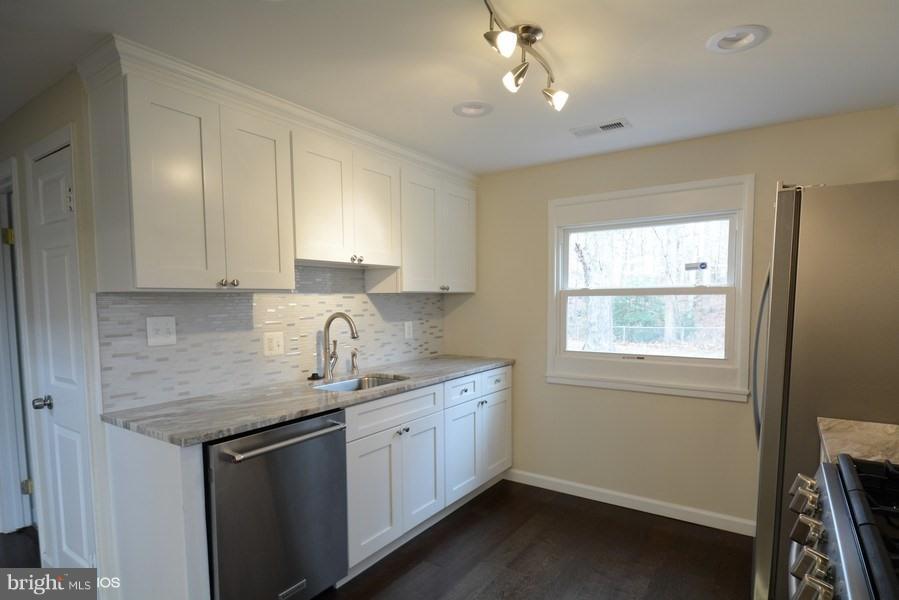 DALE CITY - Residential