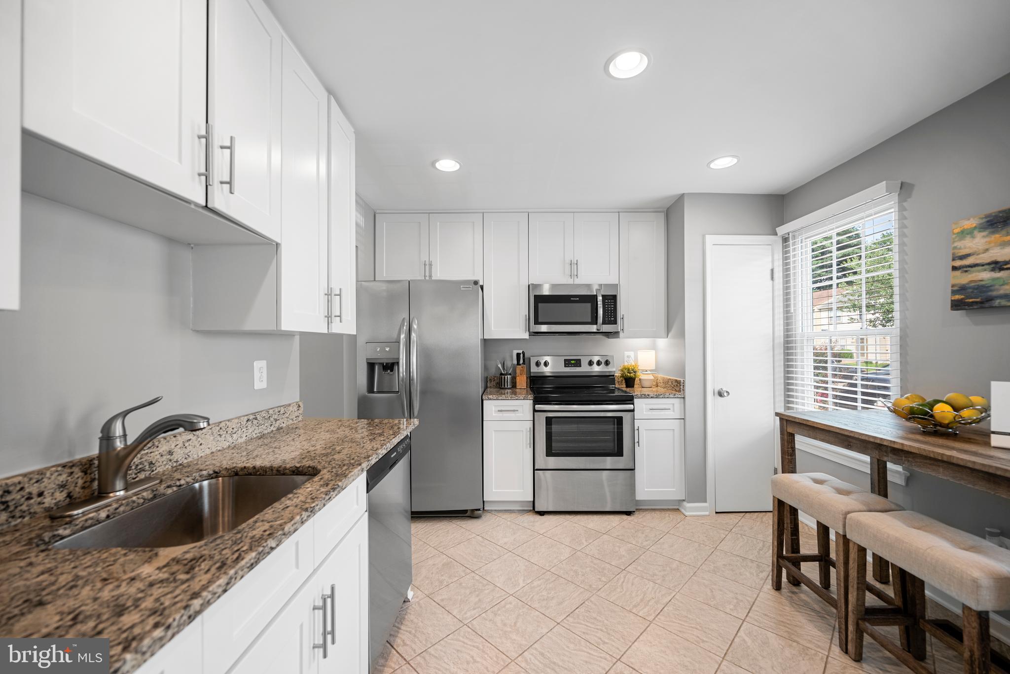 8220 STATIONHOUSE COURT