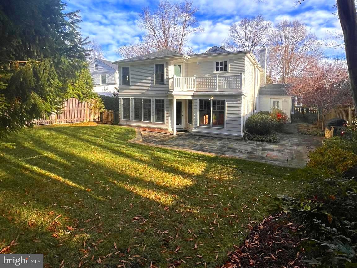 YORKTOWN VILLAGE - Residential