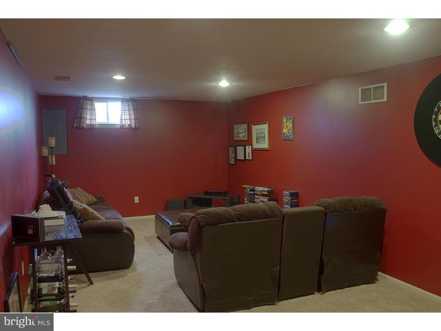 OAK MEADOWS - Residential