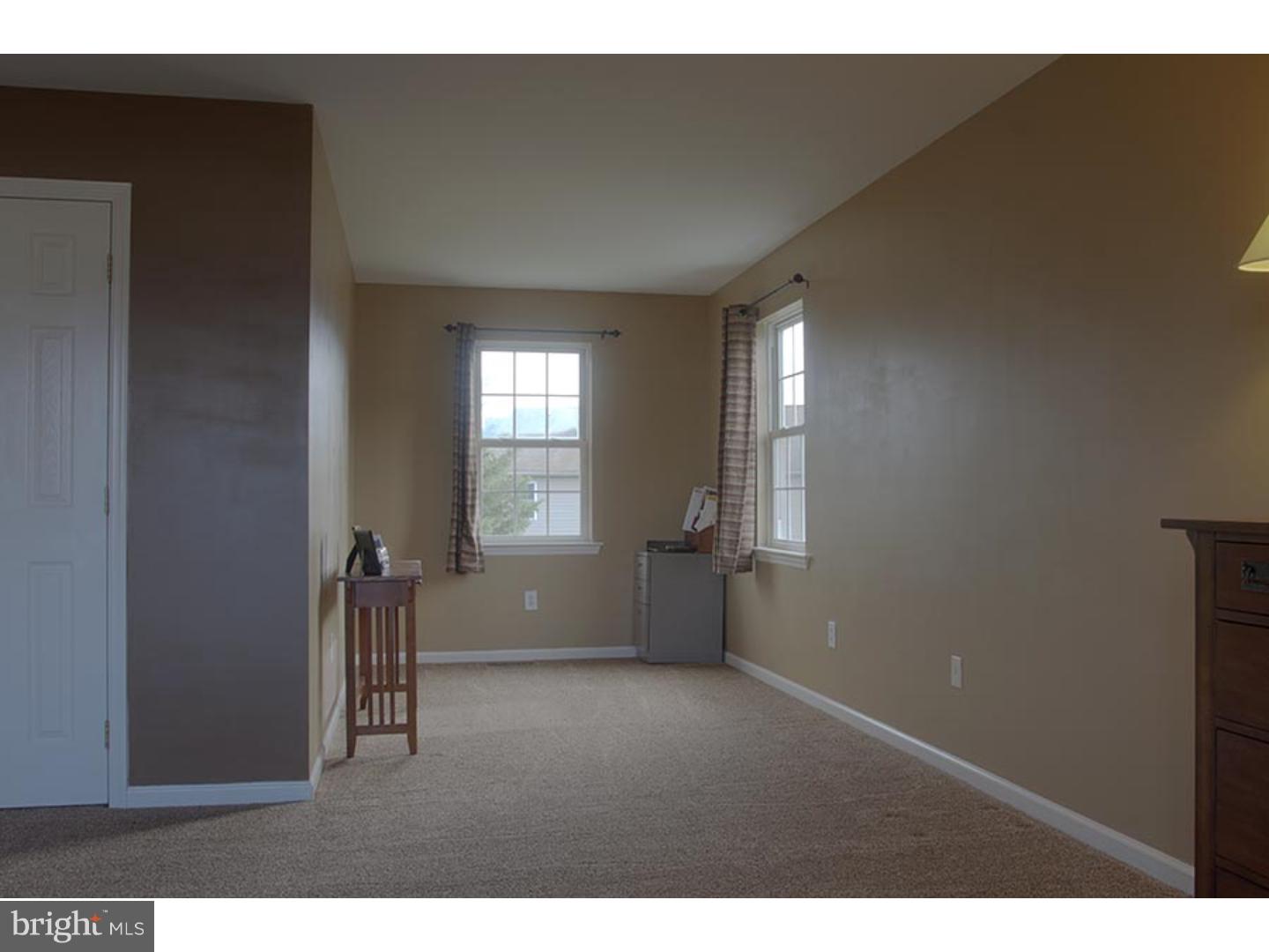 OAK MEADOWS - Residential