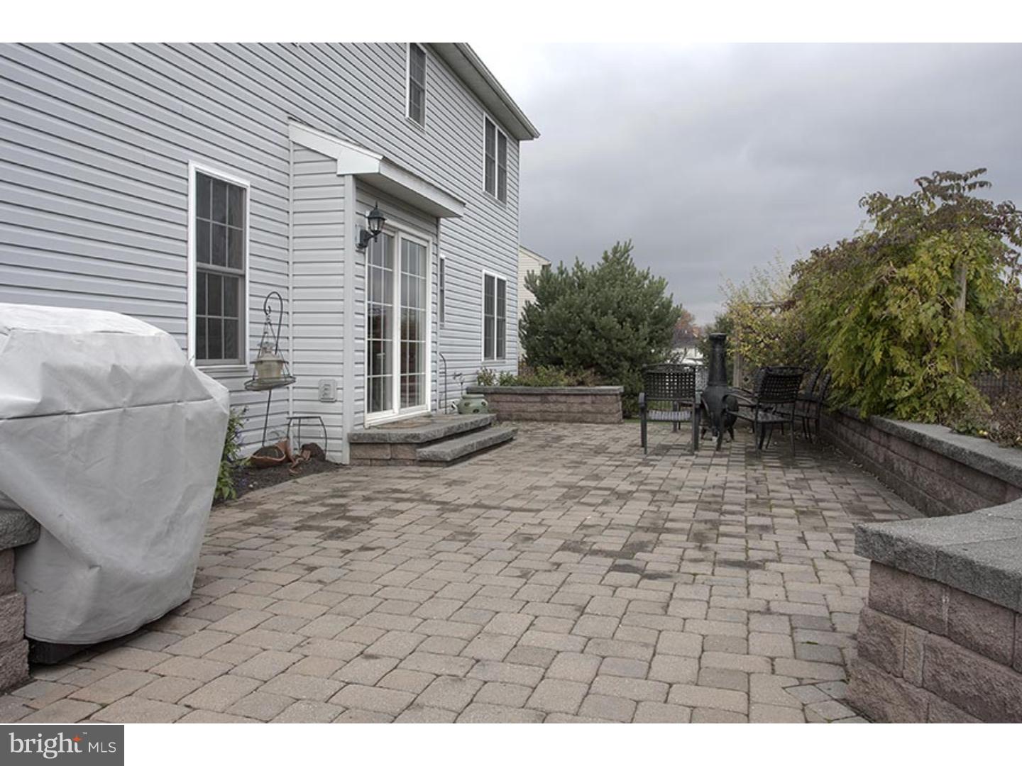 OAK MEADOWS - Residential