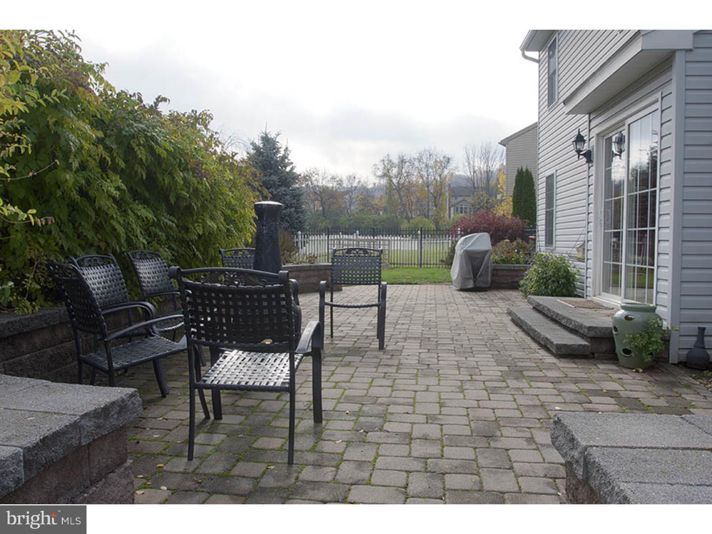 OAK MEADOWS - Residential