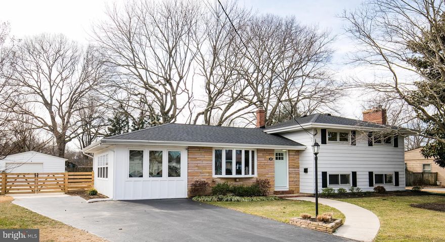 Imagine your lifestyle in this beautiful Severna Park home with 4 bedrooms & 2.5 bathrooms on a large flat lot. Completely renovated over the last five years including kitchen & bathrooms, large family room addition, new appliances, brand new HVAC, custom built-ins, fresh paint, new carpet & more. No detail over-looked. New landscaping, mature trees, large patio space and new fence make the yard perfect for playing or entertaining. Walk to the B&A Trail and SPHS!  Enjoy all that Severna Park offers in this pretty, pretty home!!!