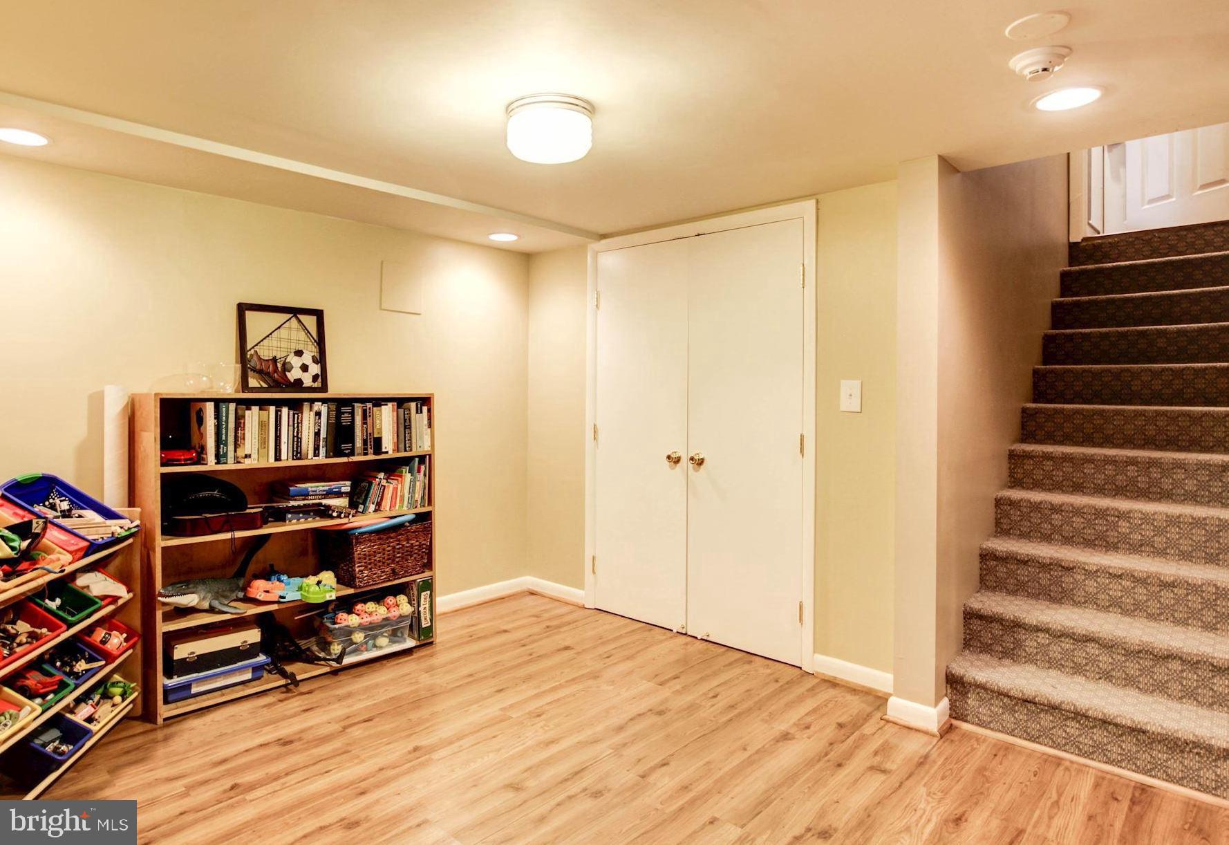 ADMIRAL HEIGHTS - Residential