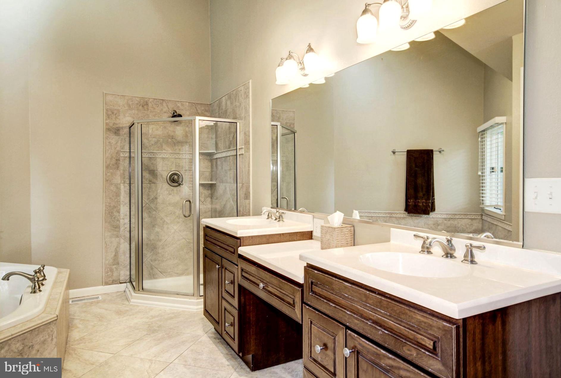 ADMIRAL HEIGHTS - Residential