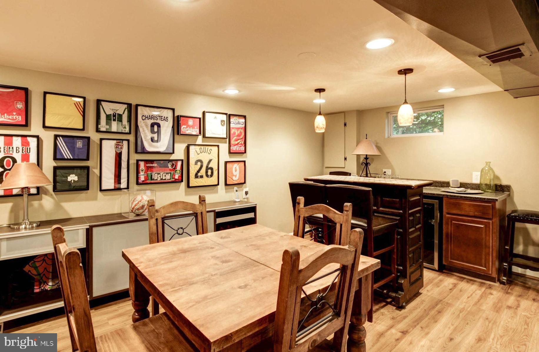 ADMIRAL HEIGHTS - Residential