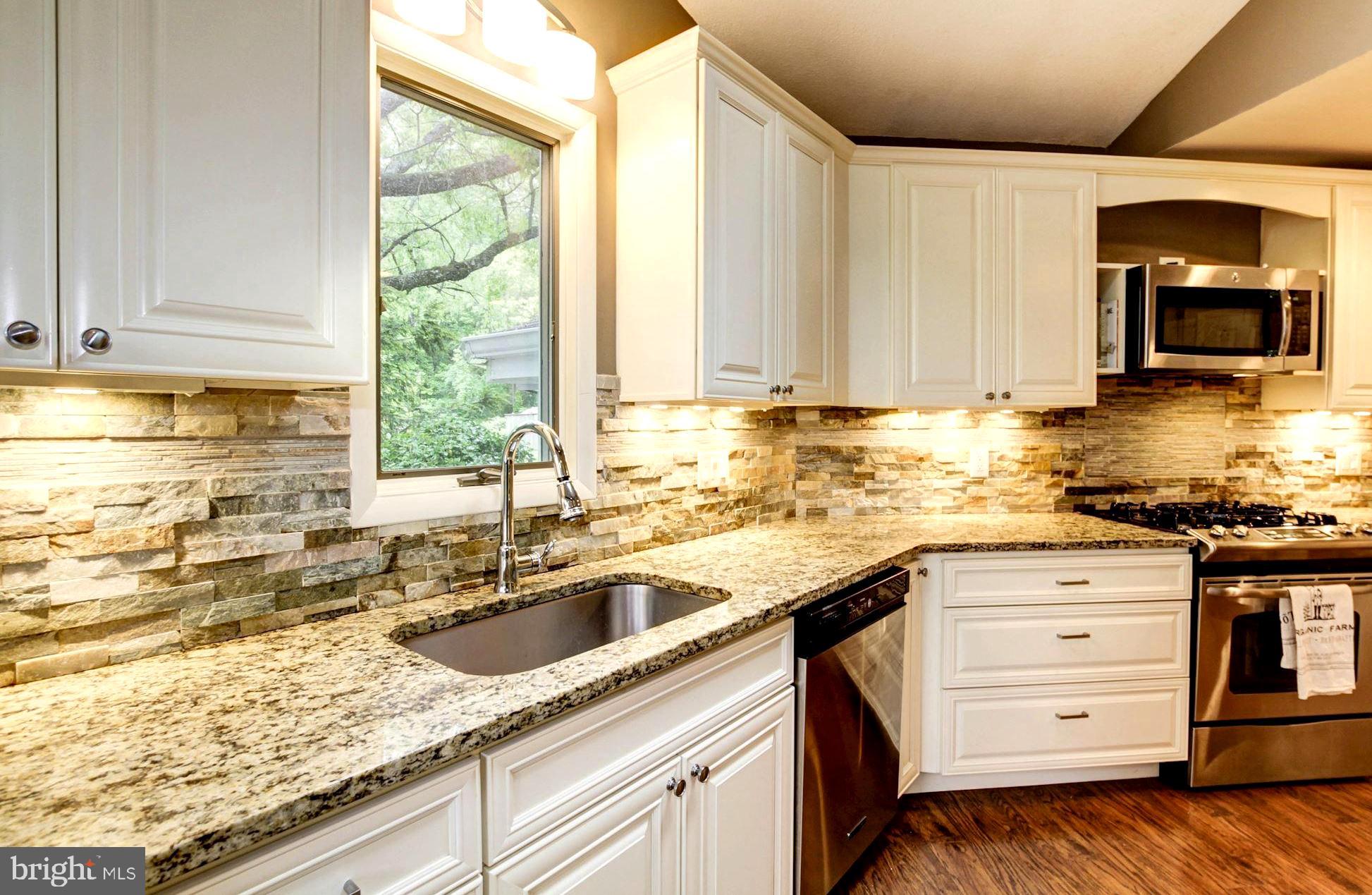 ADMIRAL HEIGHTS - Residential