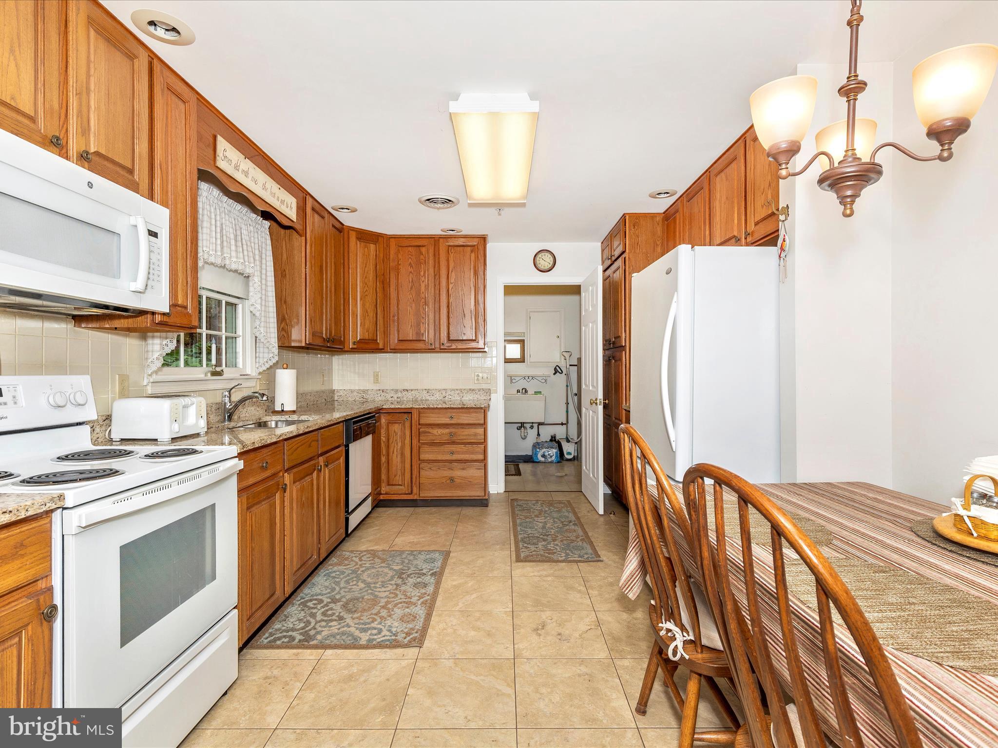 SPRINGDALE VILLAGE - Residential Lease