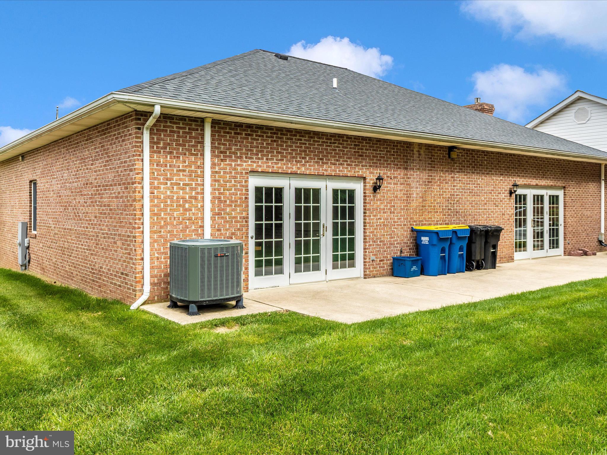 SPRINGDALE VILLAGE - Residential Lease