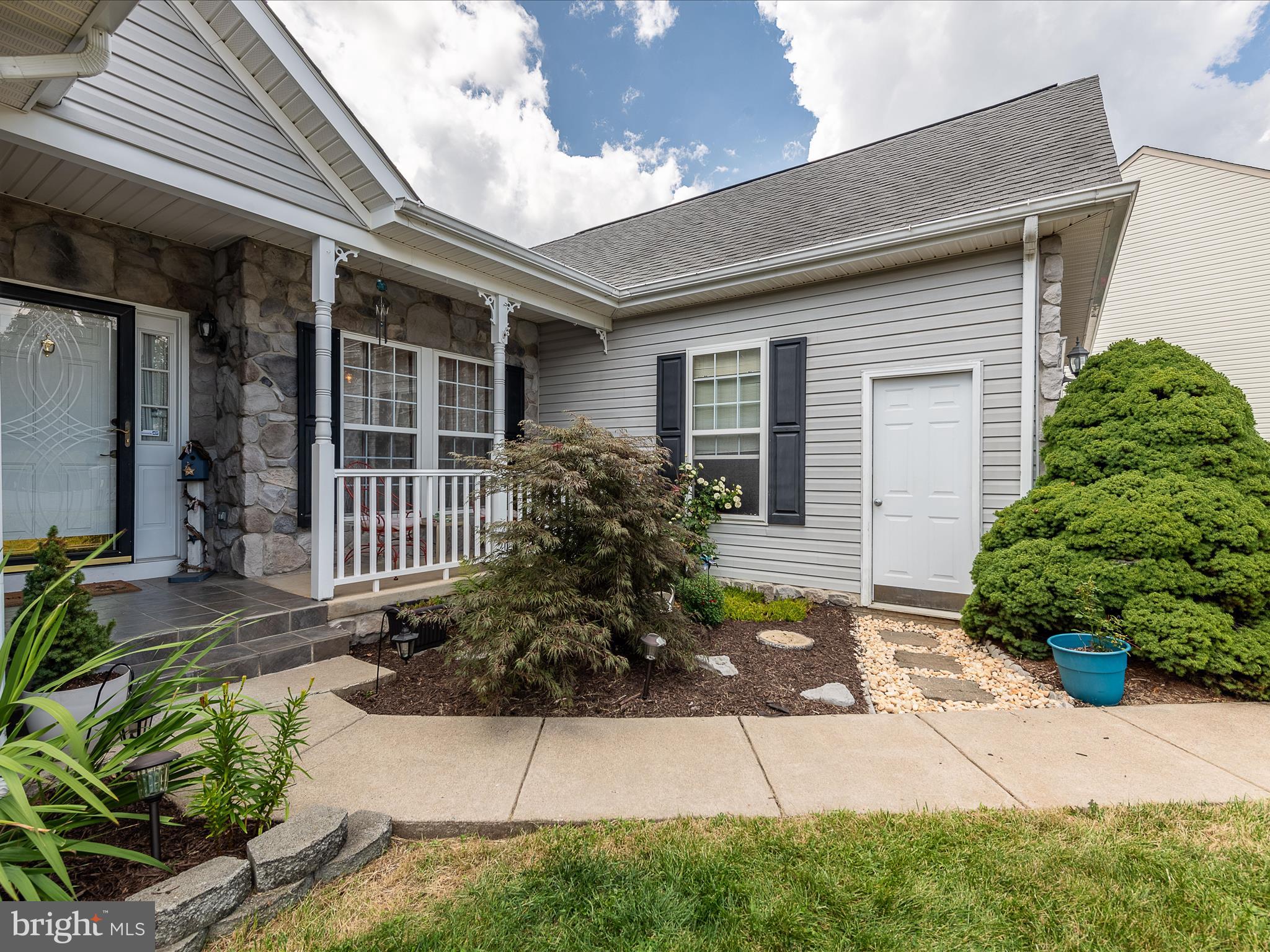 STONEBRIDGE - Residential