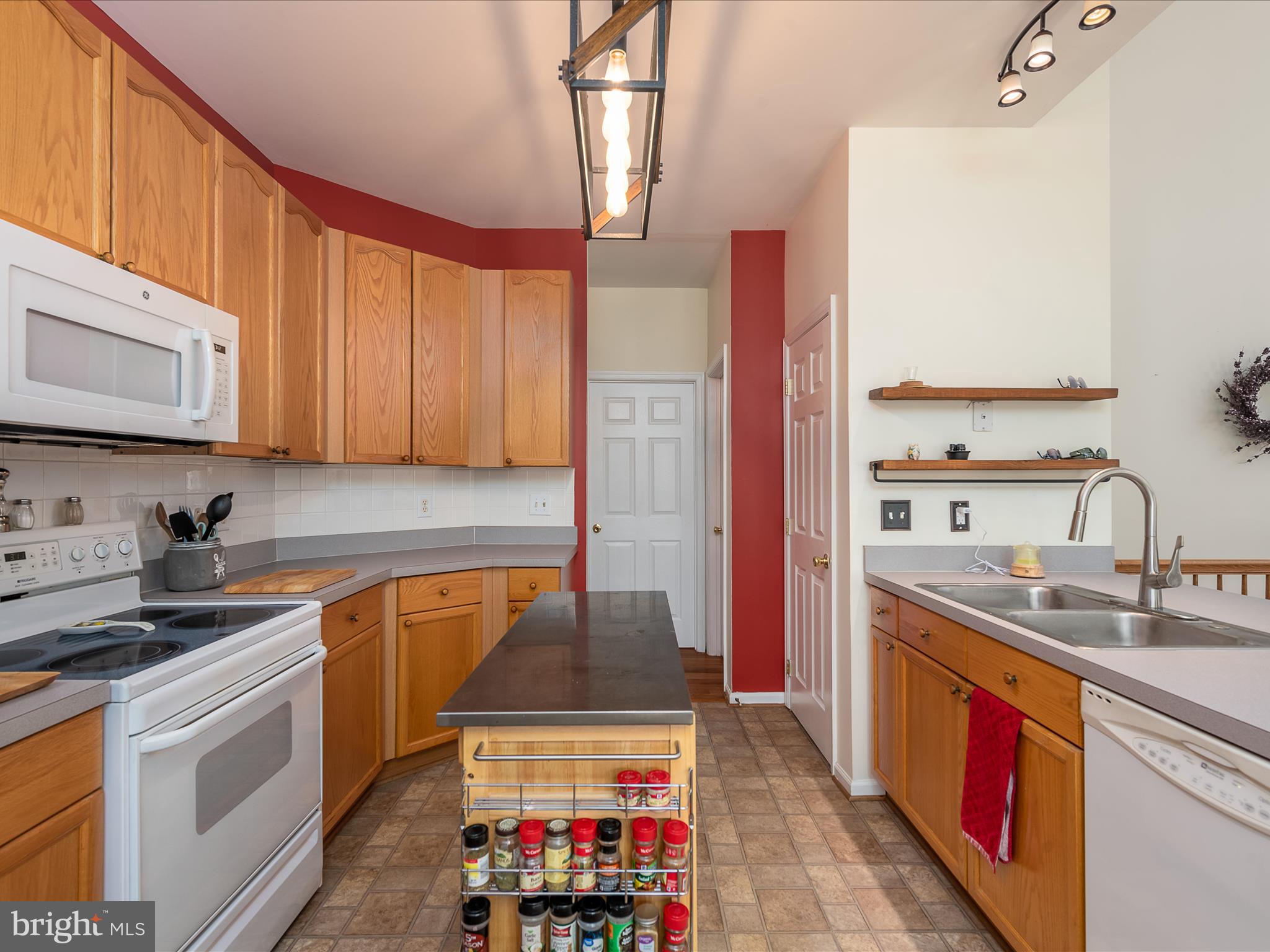 STONEBRIDGE - Residential