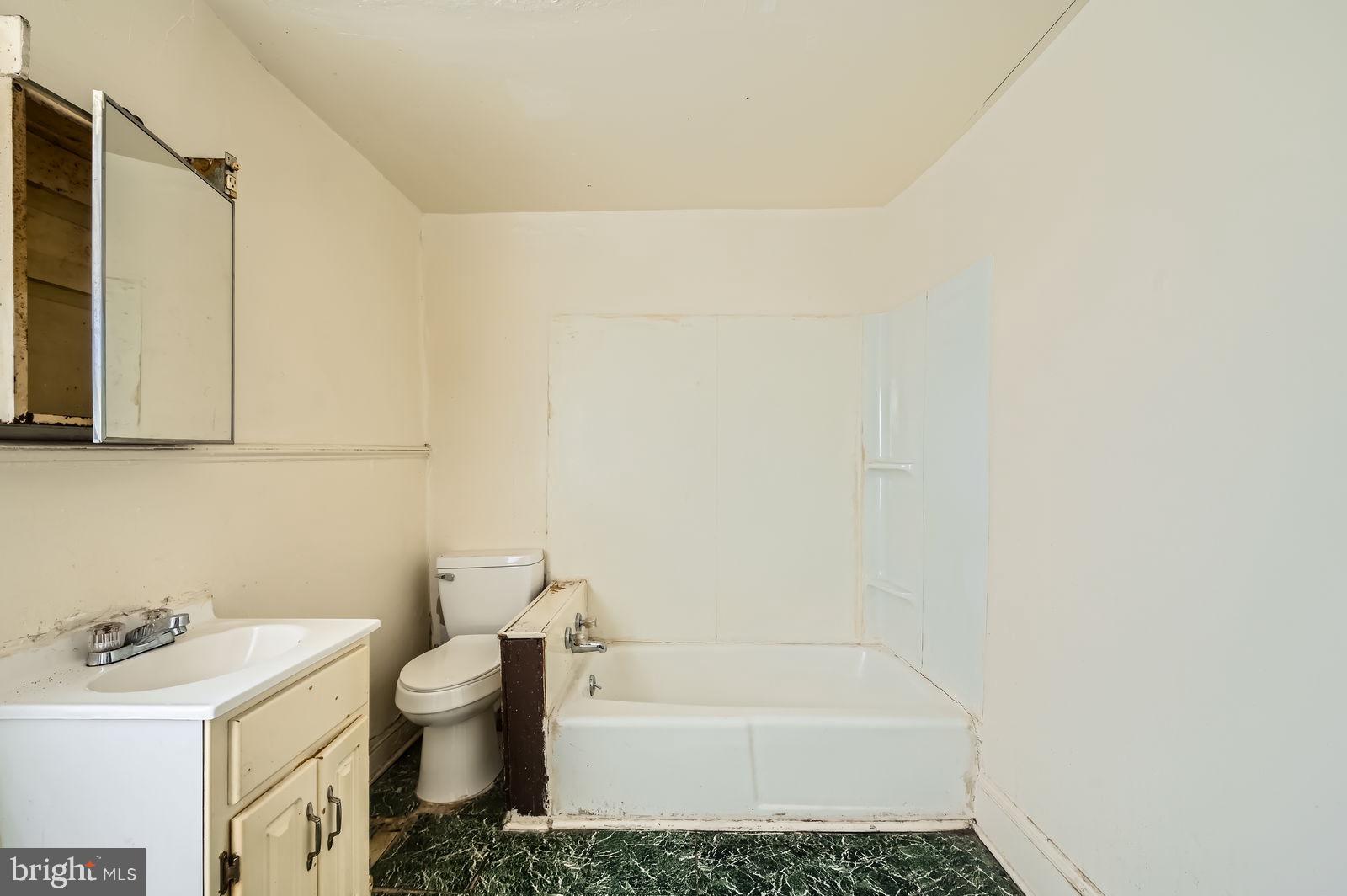 FRANKLIN SQUARE HISTORIC DISTRICT - Residential