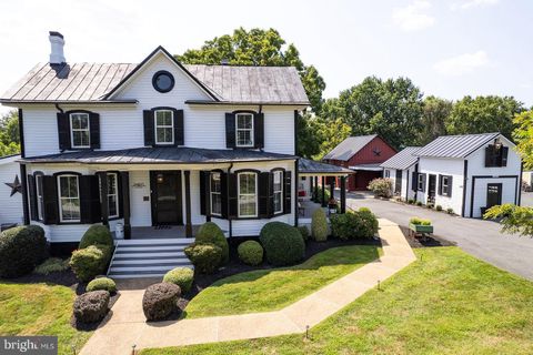 20857 ASHBURN ROAD ASHBURN VA 20147