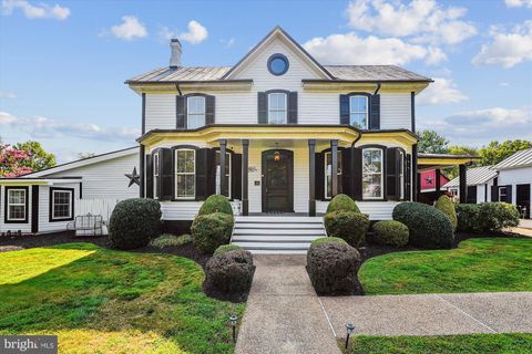 20857 ASHBURN ROAD ASHBURN VA 20147