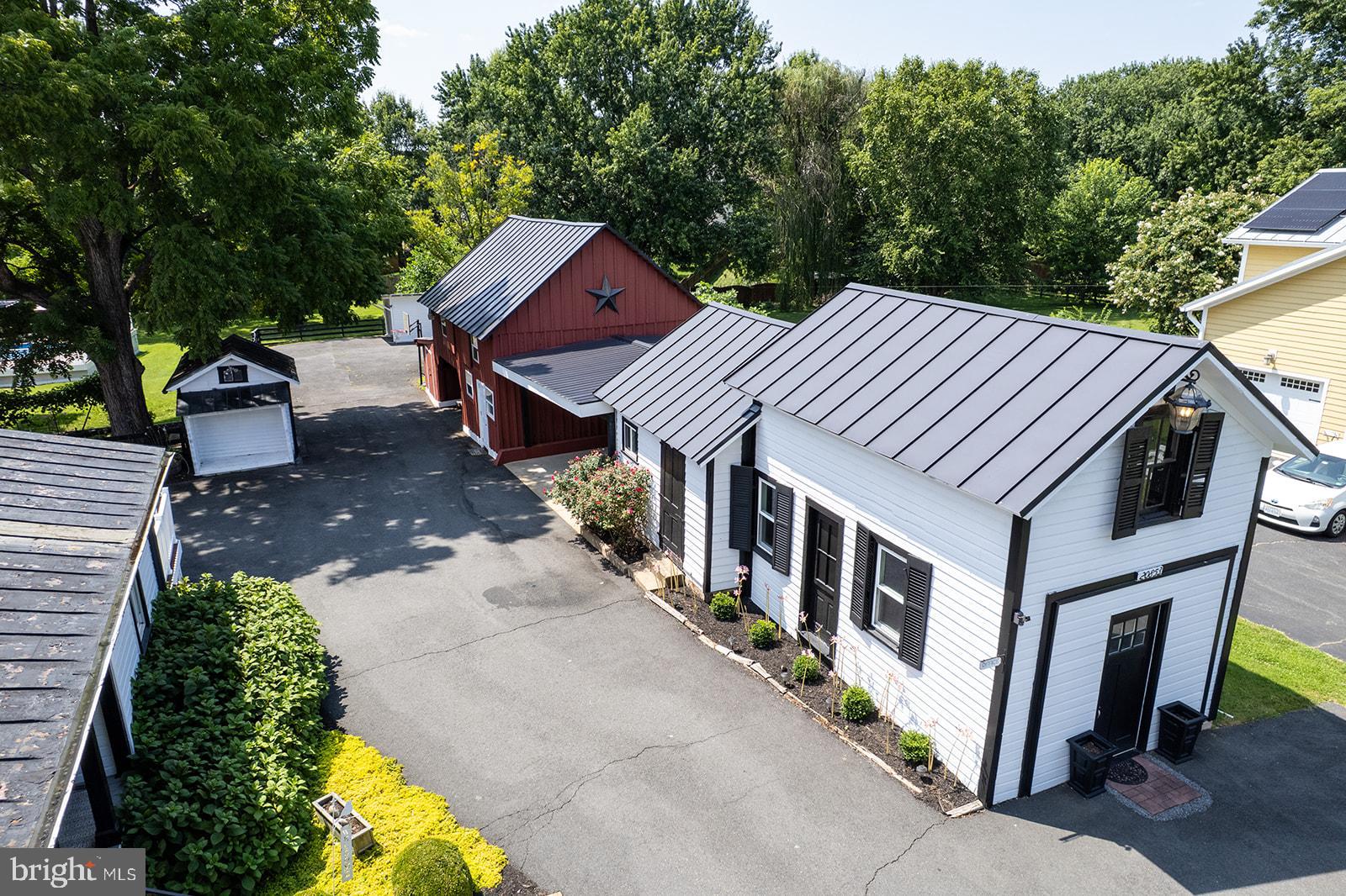 ASHBURN - Residential