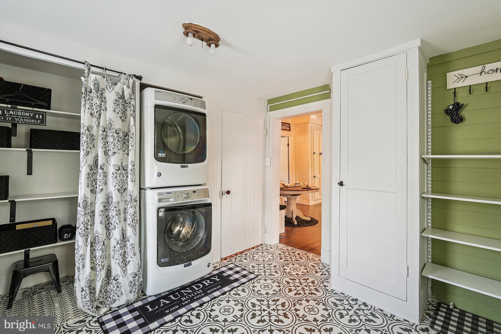 ASHBURN - Residential