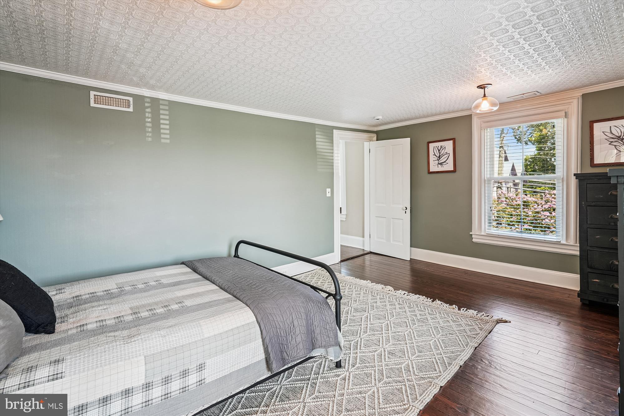 ASHBURN - Residential