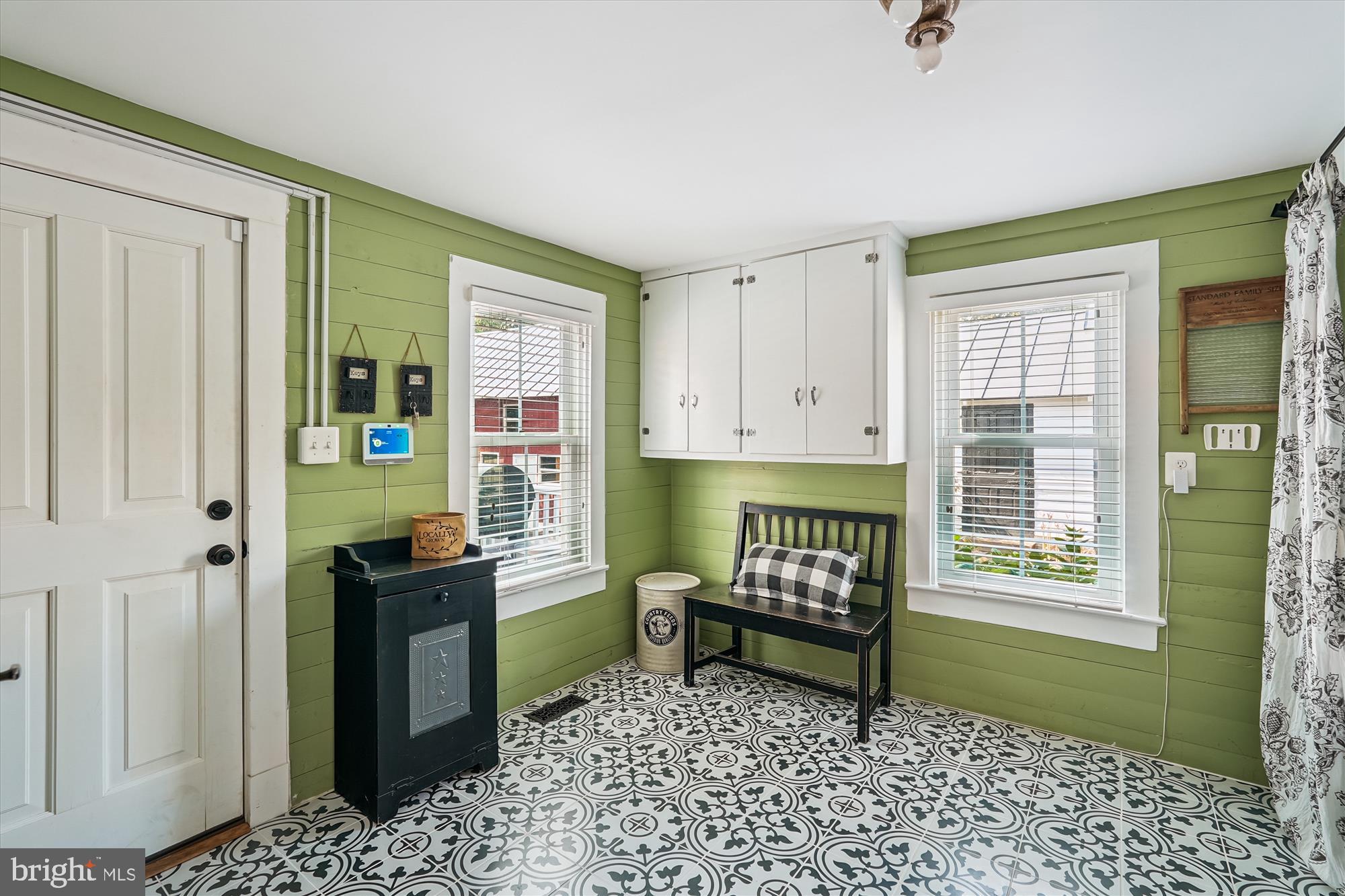 ASHBURN - Residential