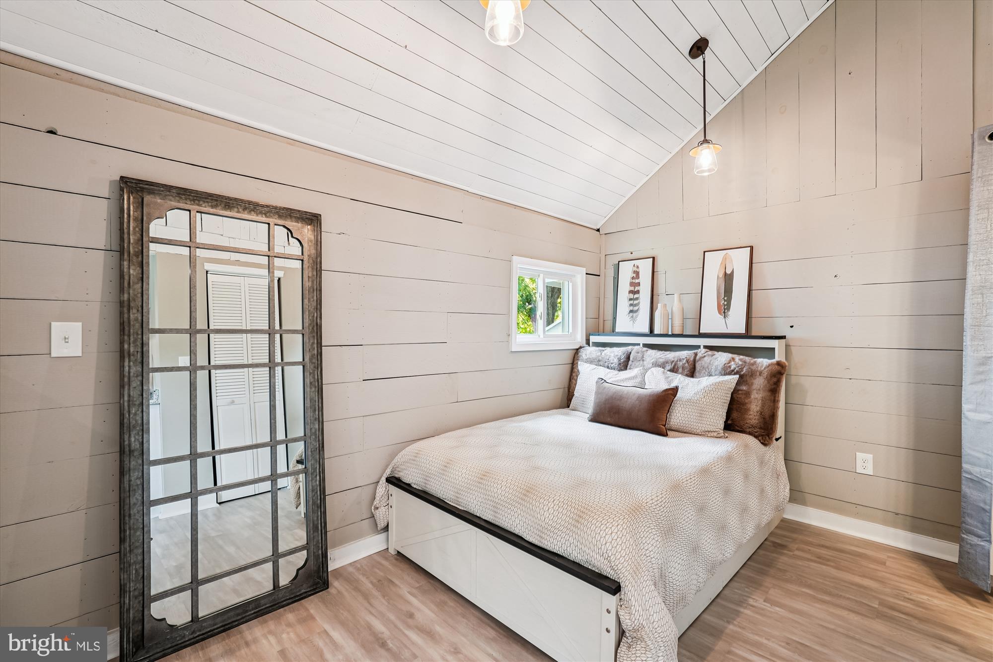 ASHBURN - Residential