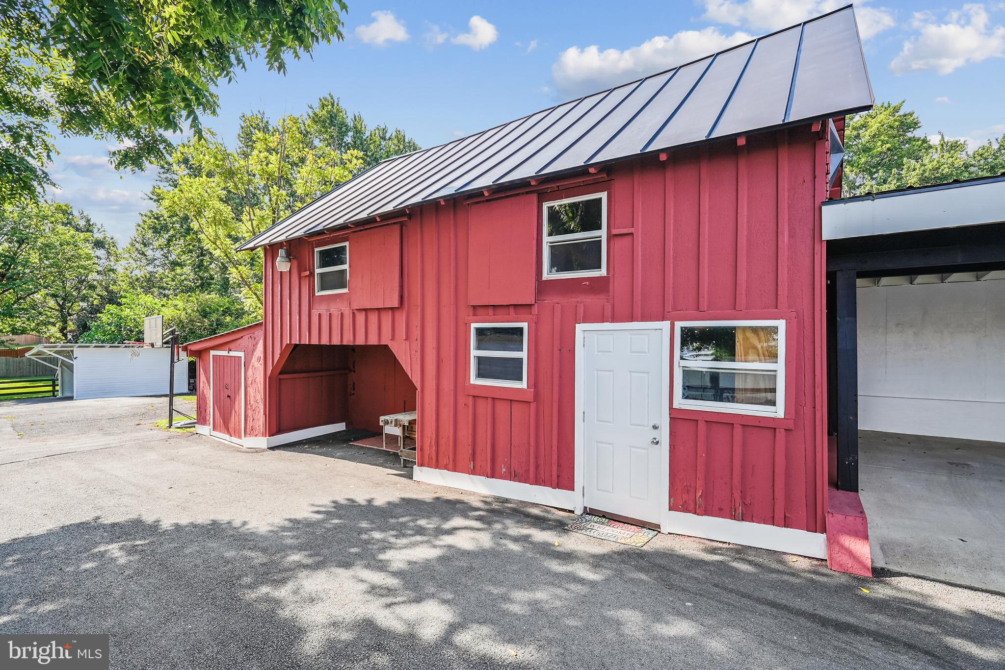 ASHBURN - Residential