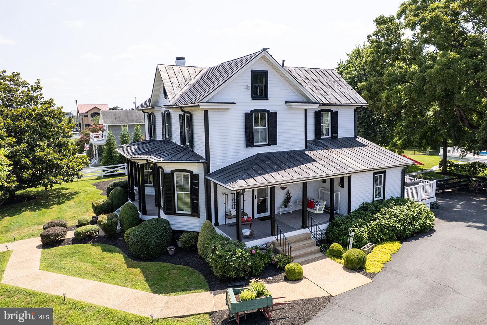 ASHBURN - Residential